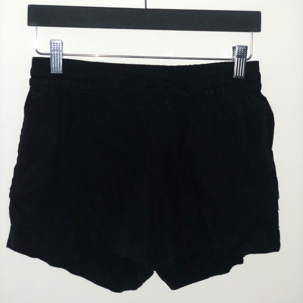 Old navy black shorts